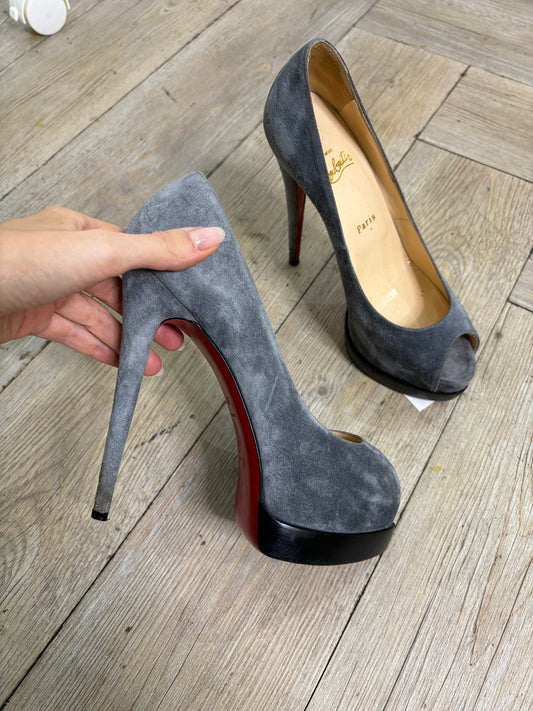 Christian Louboutin talla 39 1/2